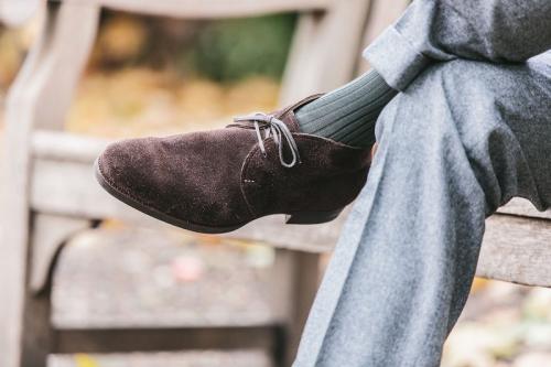 Как сочетать обувь с одеждой мужчине. Когда лучше надеть обувь другого цвета?