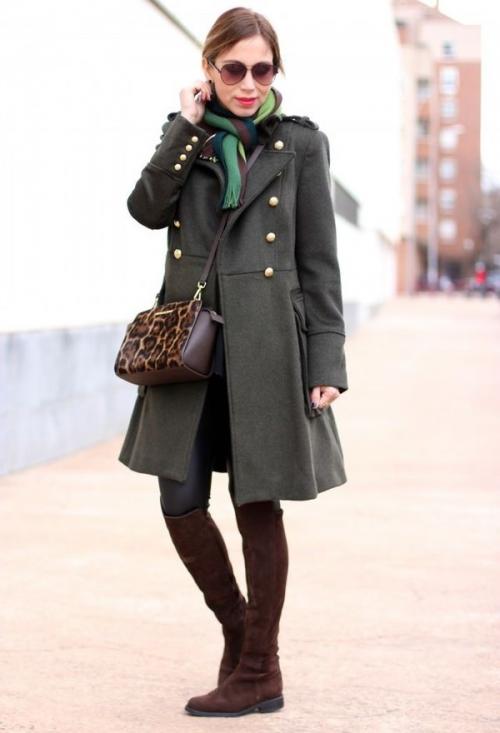 Пальто и сапоги сочетание женские. С какой обувью носить женское пальто до колена?
