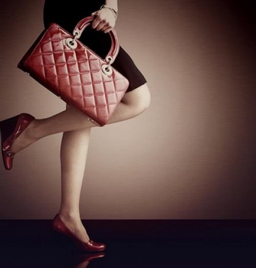 Как сочетать обувь и сумку. С чем должна сочетаться сумка? Женские секреты