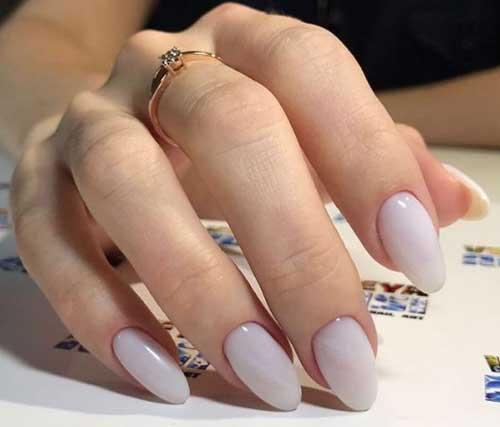 Молочный маникюр с блестками. Вместо нюдового: идеи модного молочного маникюра, фото