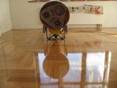 Какой выбрать лак для коротких ногтей. Как выбрать лак для коротких ногтей 04