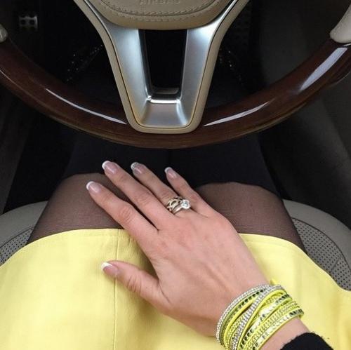 Звездный маникюр.