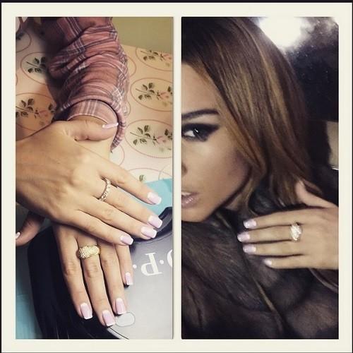 Звездный маникюр.