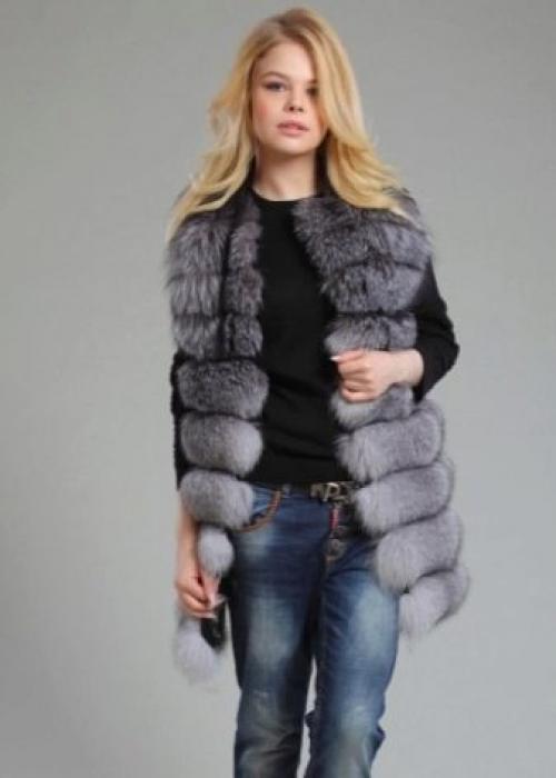 Шуба без рукавов с чем носить. Шуба без рукавов: модные модели, стильные образы 11