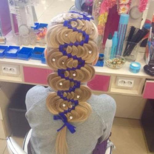 Голливуд стрижка. С лентой