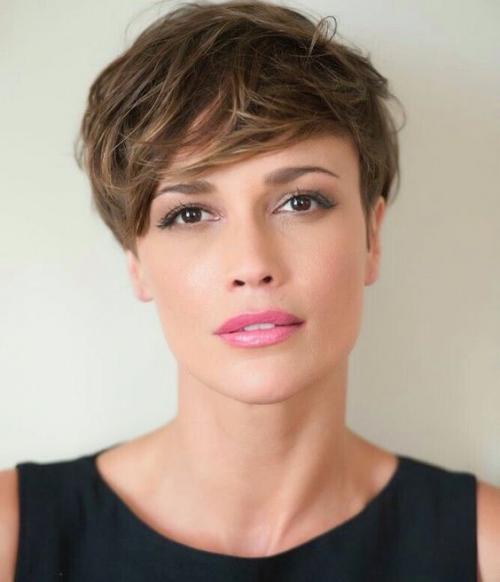 Голливуд стрижка на длинные волосы. Стрижка «Голливуд» на короткие волосы