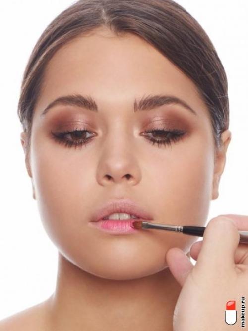 Самые необходимые кисти для макияжа. 6 кистей для макияжа, которые должны быть у каждой девушки