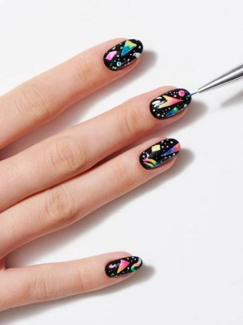 Космический маникюр. Ты просто космос: как изобразить на ногтях ночное небо?