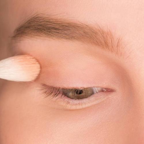 Сияющий макияж глаз. Макияж глаз для начинающих