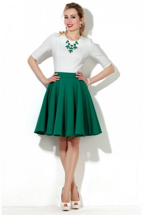 Комплект с зеленой юбкой. Зеленая юбка — с чем лучше носить и как под нее подобрать свой гардероб. 88 фото-идей