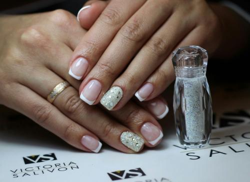 Оригинальный французский маникюр. Французский маникюр — 105 фото самых модных тенденций и дизайна