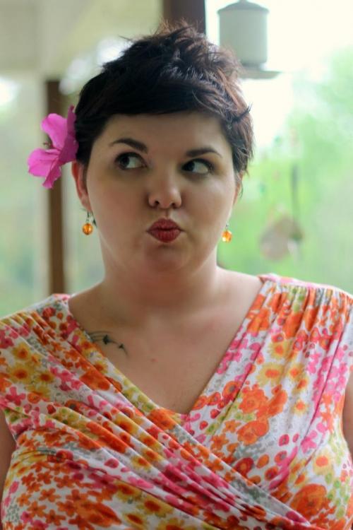 Модные стрижки на волнистые волосы средней длины 2019. Красивые стрижки на средние кудрявые волосы 2019-2020 – идеальная длина для непослушных кудряшек 06 Модные стрижки на волнистые волосы средней длины 2019. Красивые стрижки на средние кудрявые волосы 2019-2020 – идеальная длина для непослушных кудряшек 06