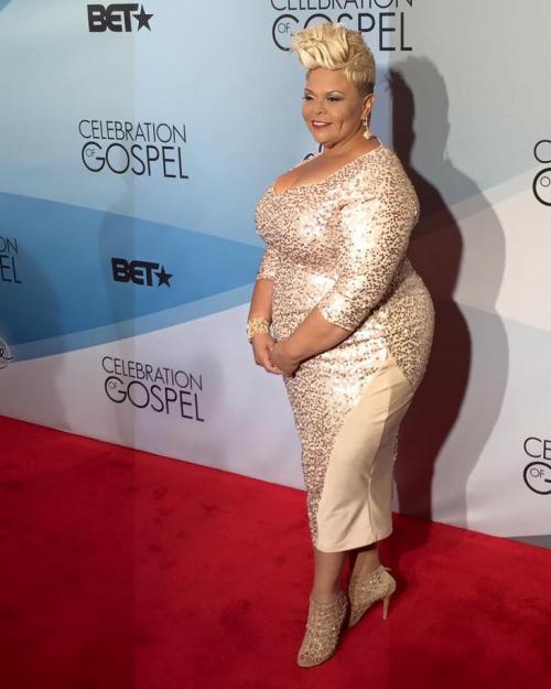 Стрижки на кудрявые средней длины волосы 2019. 100 красивых стрижек на средние волосы 03 Стрижки на кудрявые средней длины волосы 2019. 100 красивых стрижек на средние волосы 03