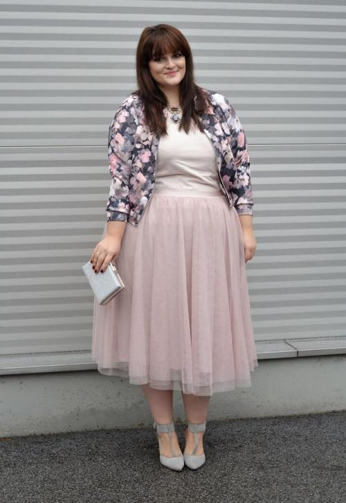 Стрижки на кудрявые средней длины волосы 2019. 100 красивых стрижек на средние волосы 01 Стрижки на кудрявые средней длины волосы 2019. 100 красивых стрижек на средние волосы 01