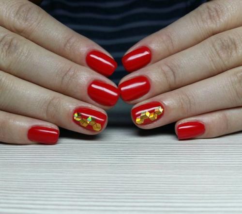 С какими аксессуарами лучше сочетать голубой, белый и синий маникюр. Идеи маникюра под синее платье