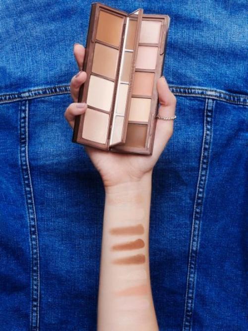 Какие продукты лучше всего подходят для контуринга круглого лица. Все четко: зачем нужна палетка для контурирования?