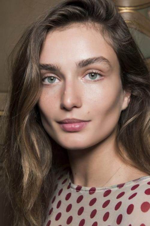 Какой тип макияжа лучше всего подходит для круглого лица. Как подобрать макияж с учетом внешности?