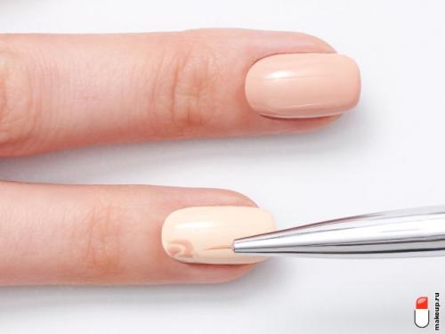 Красивые розы ногтях. Рисуем розы на ногтях: пошаговая инструкция