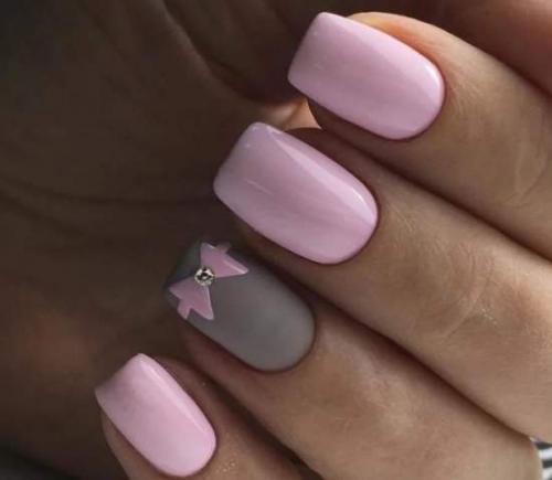 Нежно-розовый маникюр. Преимущества нежно-розового цвета