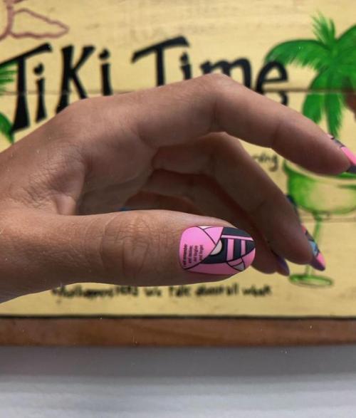 Розовый маникюр 2021. Розовый маникюр 2022: новые фото дизайна, стильные идеи