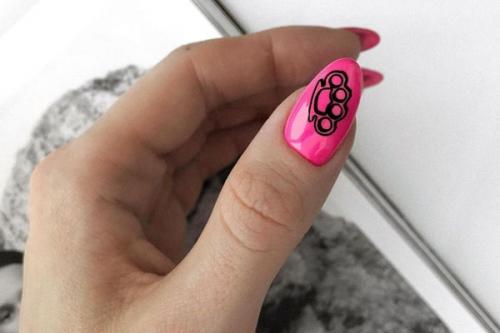 Розовый маникюр 2021. Розовый маникюр 2022: новые фото дизайна, стильные идеи