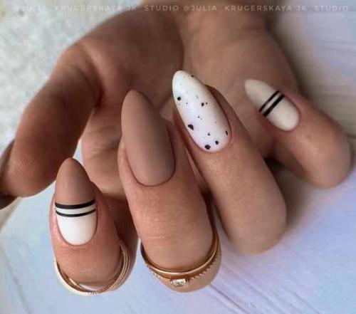Черный маникюр с серебряными полосками. Маникюр с полосками 2022: 100 фото, модный дизайн