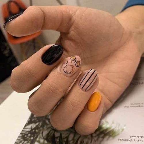 Черный маникюр с серебряными полосками. Маникюр с полосками 2022: 100 фото, модный дизайн