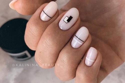 Черный маникюр с серебряными полосками. Маникюр с полосками 2022: 100 фото, модный дизайн