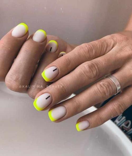 Черный маникюр с серебряными полосками. Маникюр с полосками 2022: 100 фото, модный дизайн