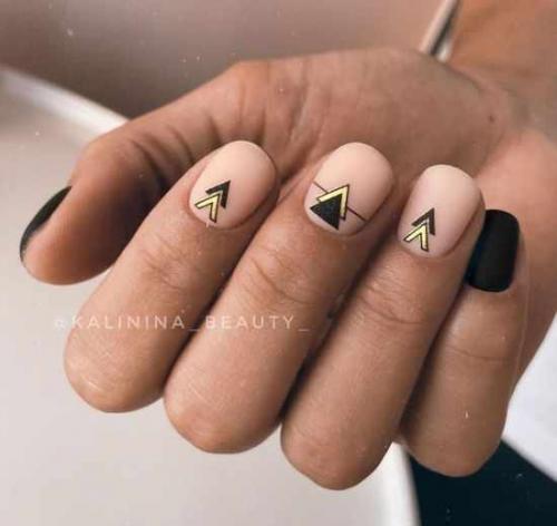 Черный маникюр с серебряными полосками. Маникюр с полосками 2022: 100 фото, модный дизайн