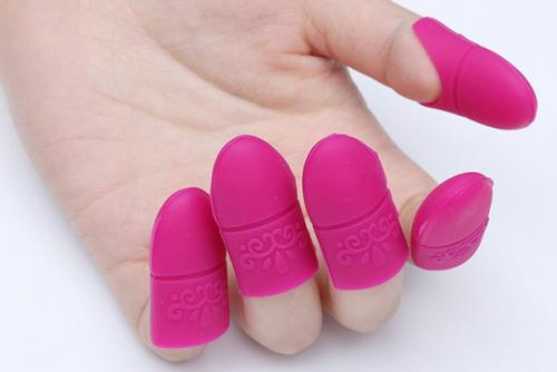 Как снять фольгу после нанесения гель-лака. Снятие гель-лака и наращенных ногтей с использованием фольги