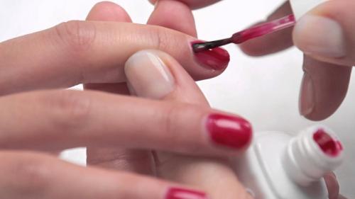 Нужно ли перед наращиванием наносить базу. Этапы наращивания ногтей гелем 04 Нужно ли перед наращиванием наносить базу. Этапы наращивания ногтей гелем 04