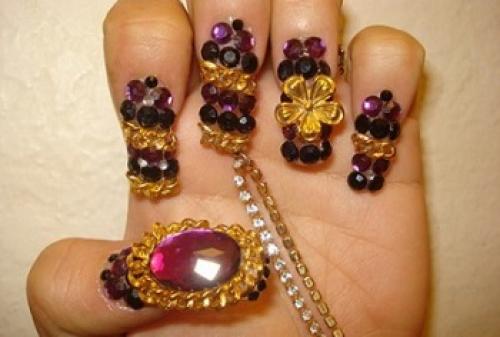 Как клеить стразы на ногти, чтобы долго держались. Как правильно приклеить стразы на ногти