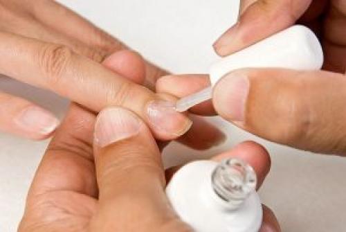 Что нужно для наращивания ногтей гелем. Этапы наращивания ногтей гелем на формах