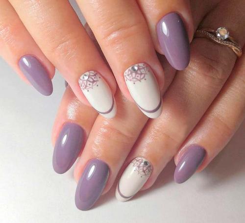 Матовый френч с рисунком. Френч с полосками, геометрией, паутинкой