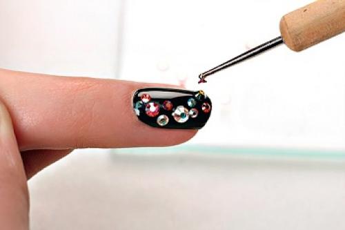 Можно ли приклеить стразы на ногти суперклеем. Клей для крепления на ногти страз