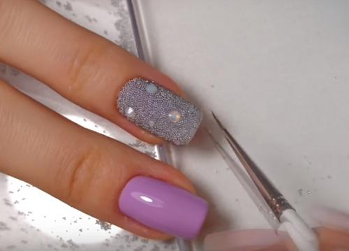 Как наклеить стразы на ногти в домашних условиях. Общий алгоритм, как клеить стразы на гель-лак
