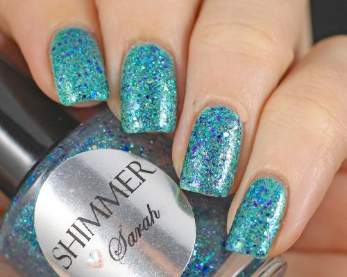 Как наносить крупные блестки на ногти. Общие сведения: что это такое, и каким бывает