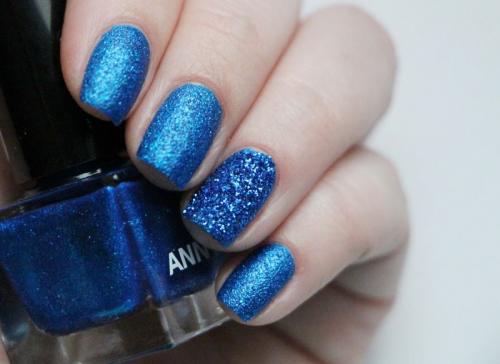 Как долго должен держаться маникюр белого и голубого морского цвета. Правильное оформление маникюра в голубых тонах