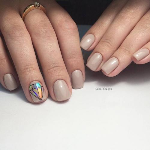 Делаем рисунки шеллаком на коротких ногтях. Маникюр на короткие ногти 2022-2023: 360 фото топовых идей 05