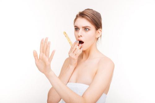 Почему трескаются ногти и кожа вокруг них: основные причины 04 Почему трескаются ногти и кожа вокруг них: основные причины 04