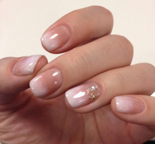 Бесцветный маникюр гель-лаком. Прозрачный маникюр — нежный, ненавязчивый и оригинальный маникюр на фото новинках!