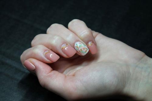 Бесцветный маникюр гель-лаком. Прозрачный маникюр — нежный, ненавязчивый и оригинальный маникюр на фото новинках!