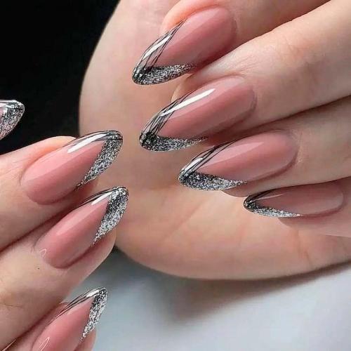 Французский маникюр 2022:  модные тенденции, двойной френч, варианты комбинирования + 270 фото идей