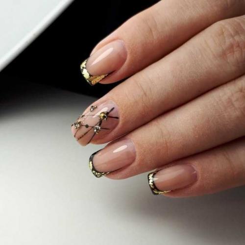 Белый френч 2019 новинки. Новинки френч маникюра — 170 фото лучших идей. Самые популярные виды маникюра, необычный и оригинальный дизайн, отзывы, рекомендации мастера