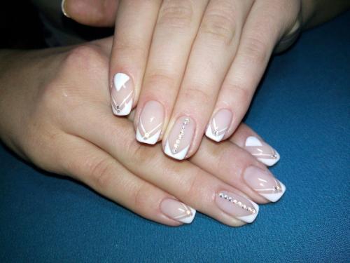 Белый френч с рисунком. Белый френч с дизайном