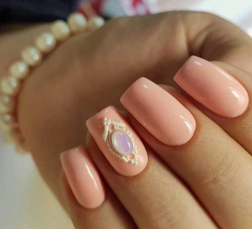 Персиковый коричневый бежевый маникюр. Персиковый маникюр: оригинальные идеи дизайна и лучшие сочетания цвета в сезоне 2019-2020 (145 фото)