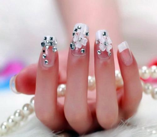 Как приклеить стразы на ногти, чтобы долго держались. Советы для маникюра в домашних условиях