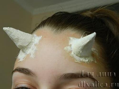 Как сделать рожки чертика из бумаги. Создание рожек для чертика