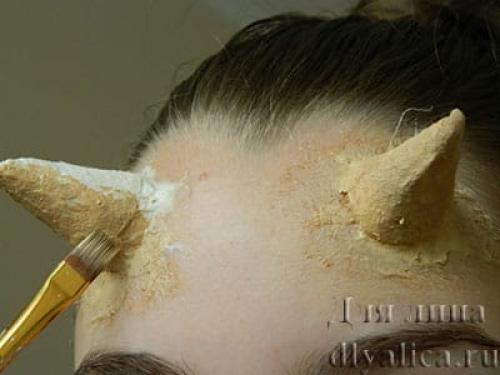 Как сделать рожки чертика из бумаги. Создание рожек для чертика